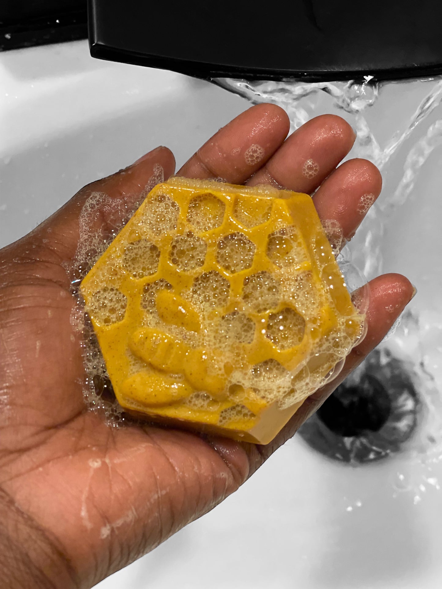 TURMERIC & HONEY SOAP image 1