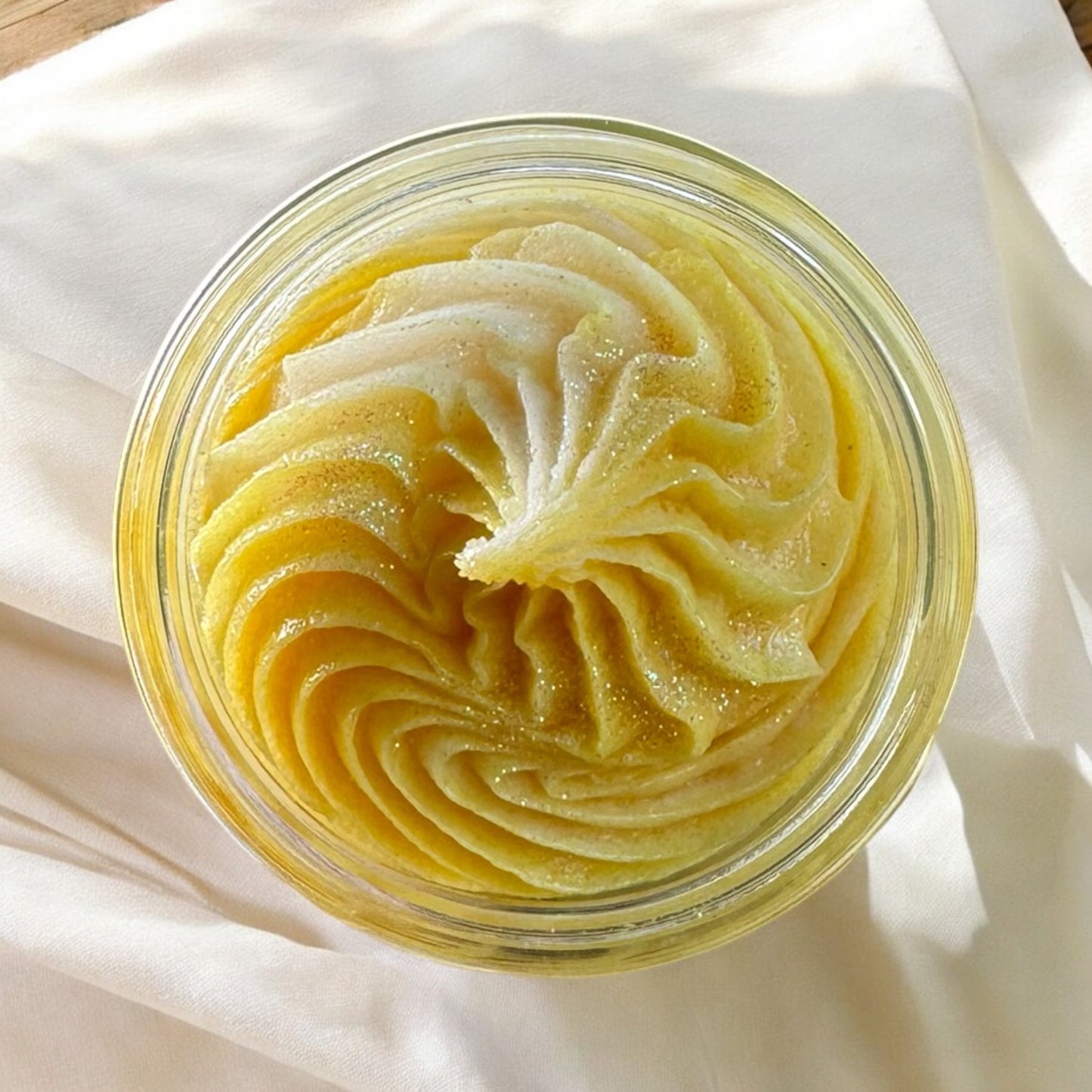 SWEET PUMPKIN CHAI FOAMING BODY SCRUB image 1